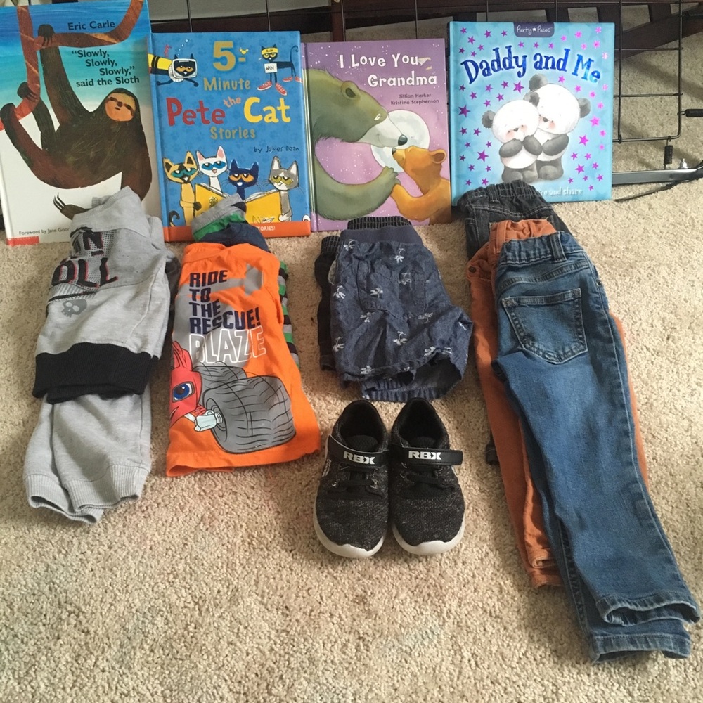 Boy bundle! Shirts! Pants a pair of shoes! 3T